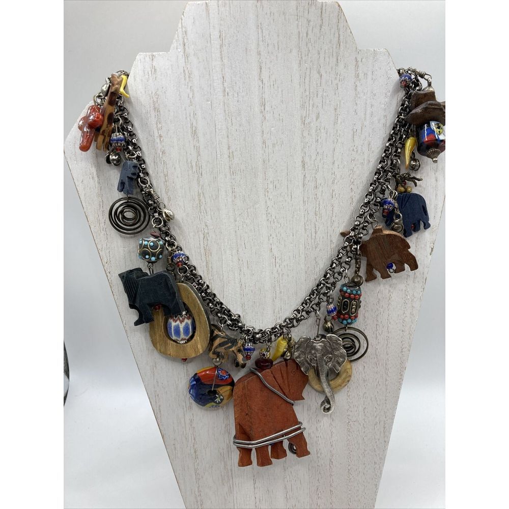 Wood‎ Carved Multi Color Bead Animal Safari Zoo Necklace Chain Bib Toggle 18"